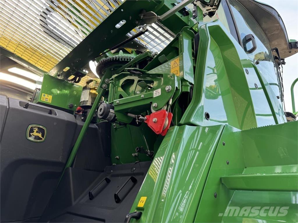 John Deere 9800 Прицепные кормоуборочные комбайны