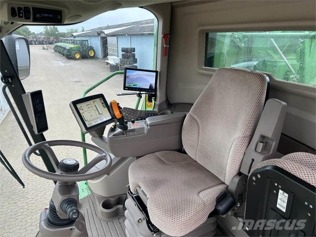 John Deere S690 Зерноуборочные комбайны