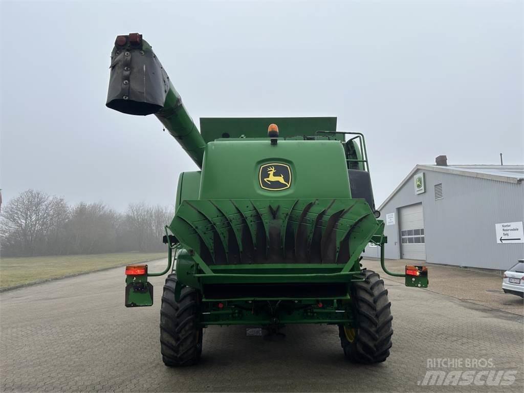 John Deere T660 Зерноуборочные комбайны