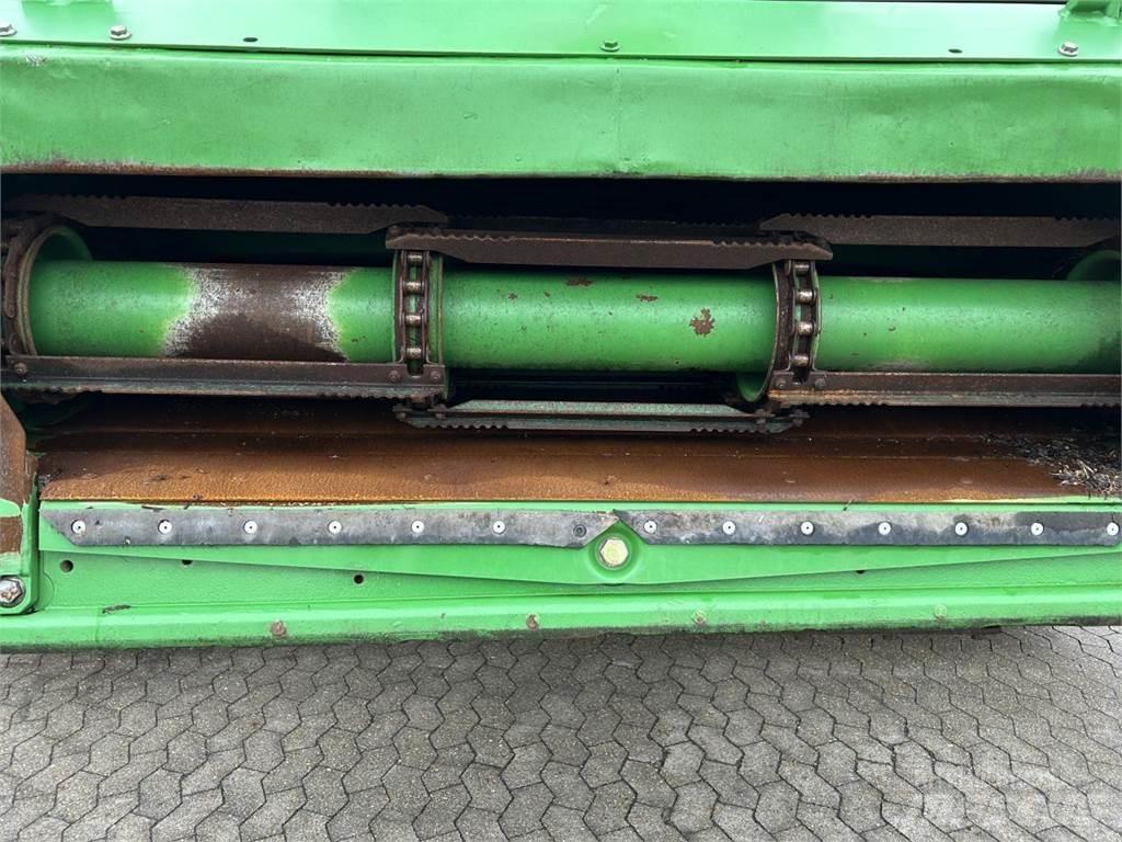 John Deere T670 Зерноуборочные комбайны