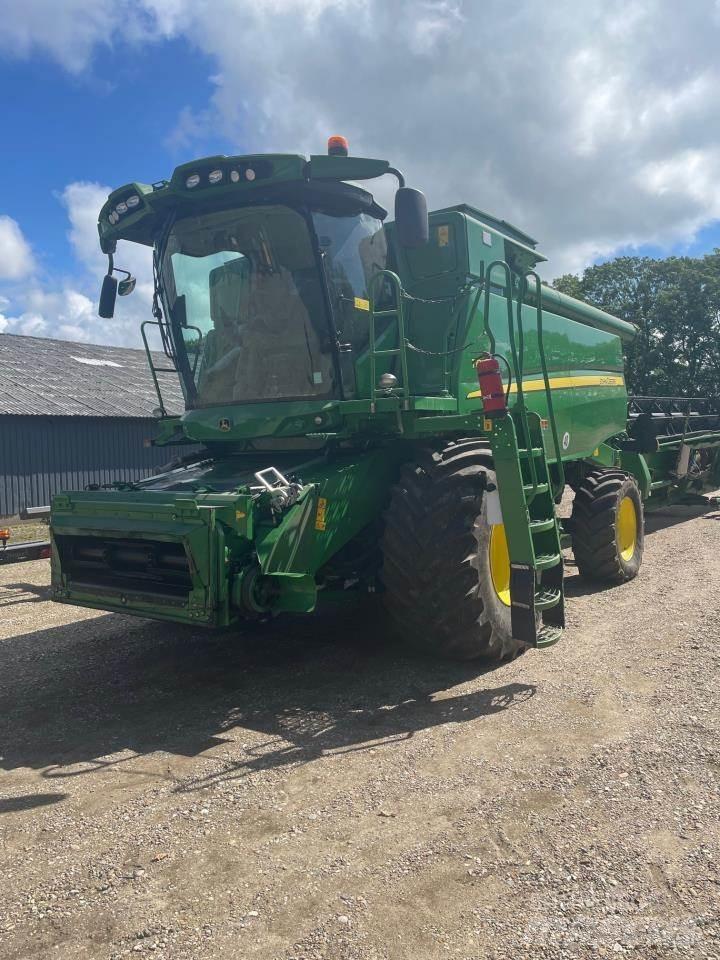 John Deere T670I Зерноуборочные комбайны