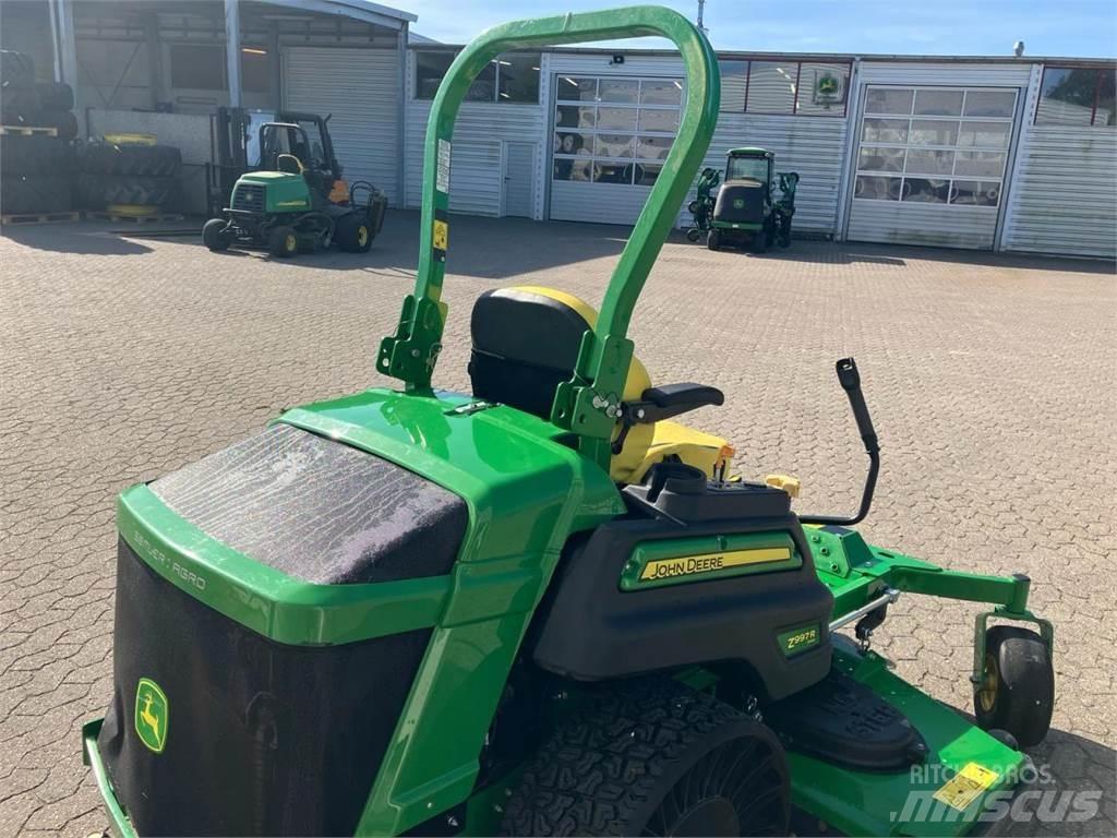 John Deere Z997 Коммунальные тракторы