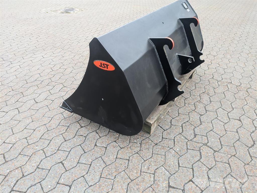 JST M SKOVL Навесное оборудование и запчасти