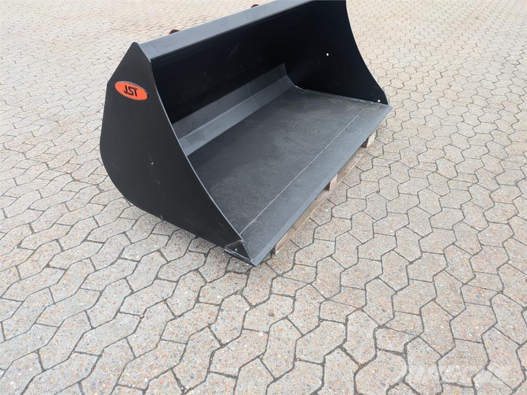 JST M SKOVL Навесное оборудование и запчасти