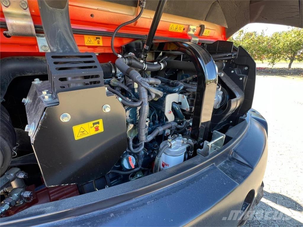 Kubota KX085-5 Гусеничные экскаваторы