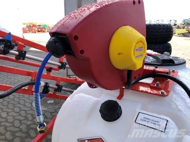 Kuhn P300 Коммунальная техника - Другие