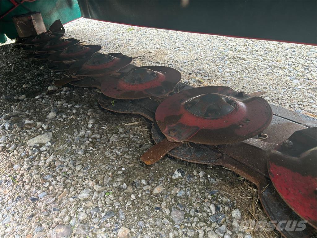 Kverneland 2632M Уборочные комбайны