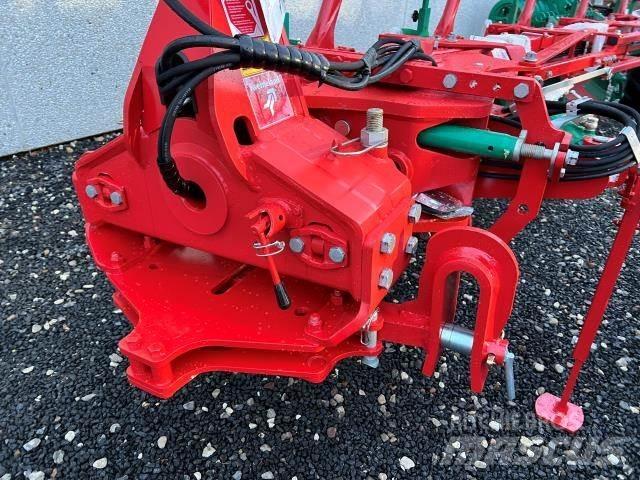 Kverneland 3300S Оборотные плуги