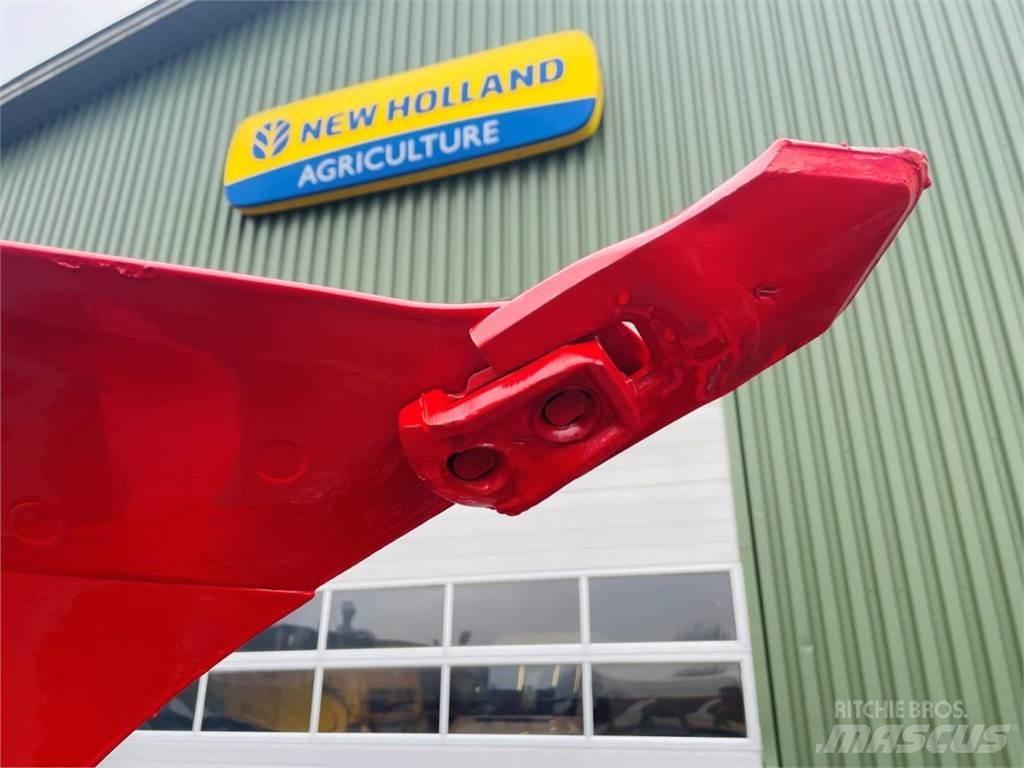Kverneland 3400S Оборотные плуги