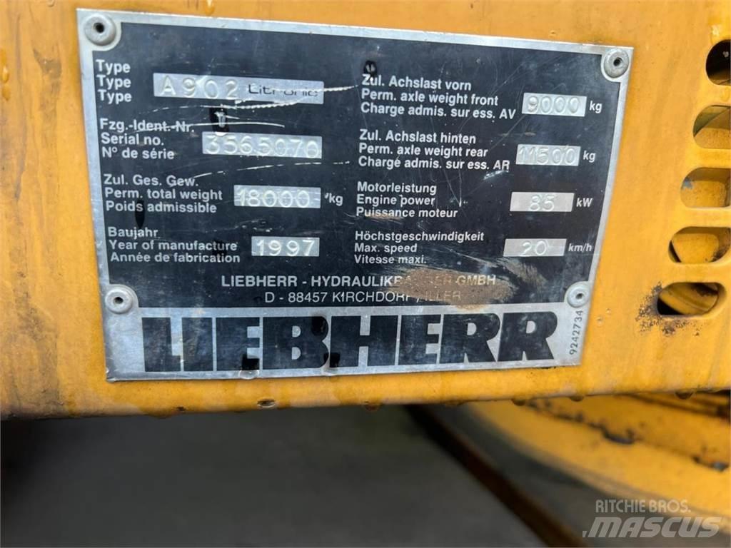 Liebherr 902 Колёсные экскаваторы