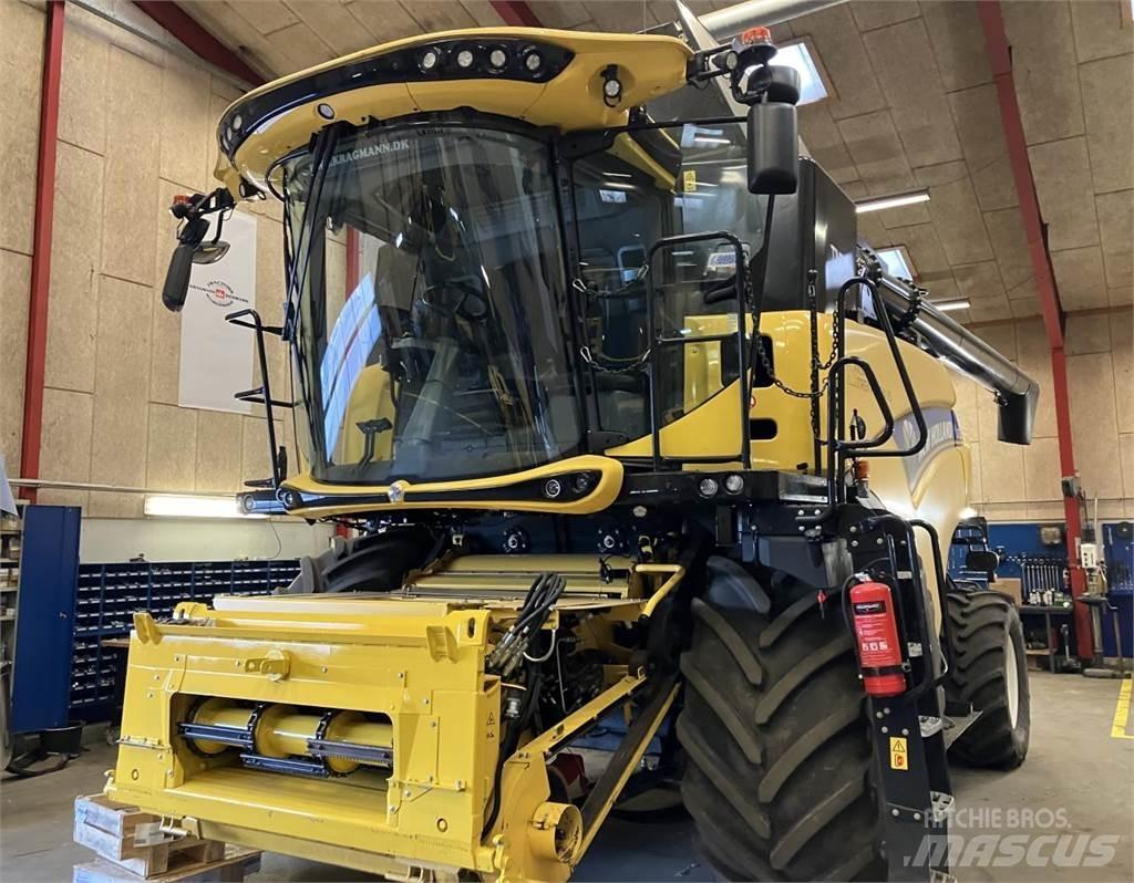 New Holland CR9.80 Зерноуборочные комбайны