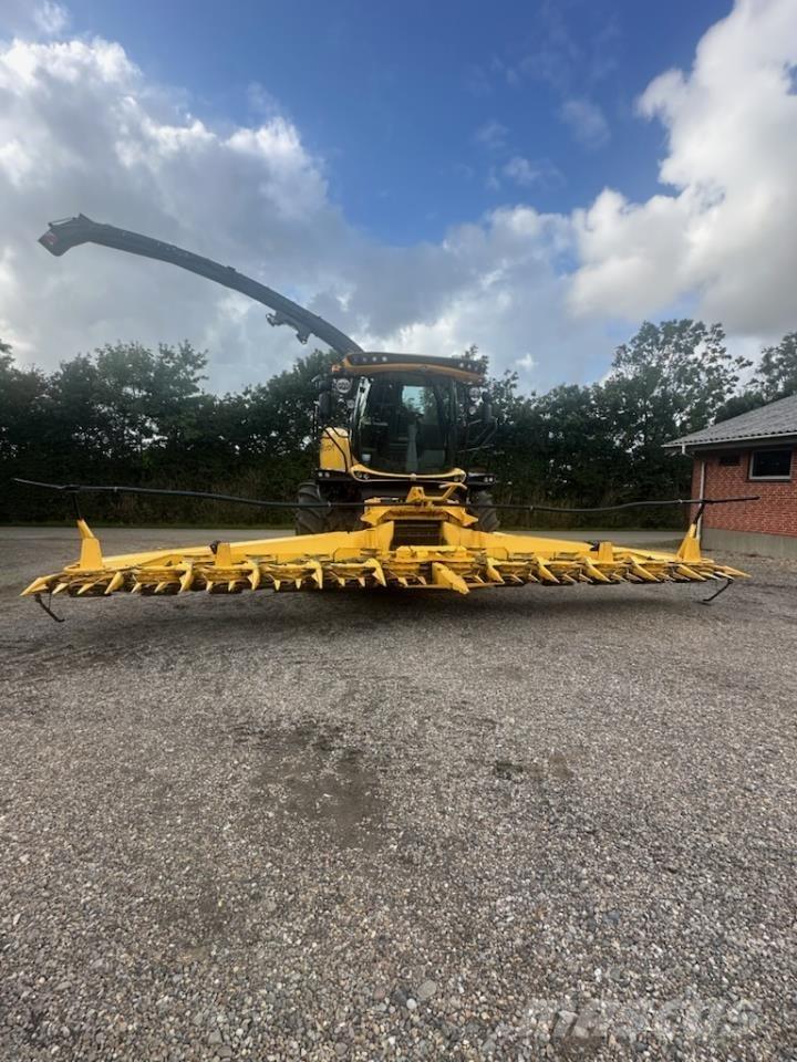 New Holland FR650 Прицепные кормоуборочные комбайны