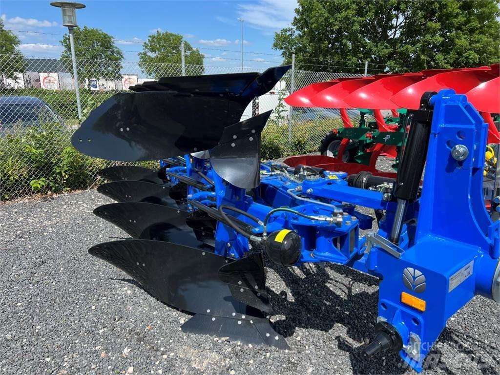 New Holland PHVH4 Оборотные плуги