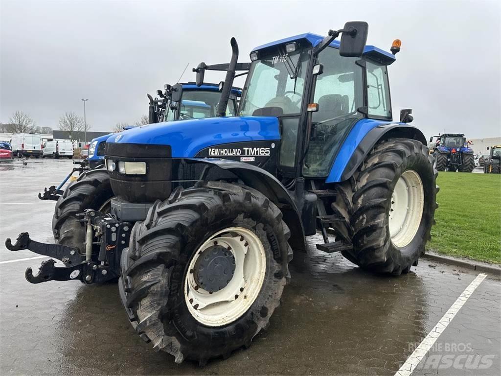 New Holland TM165 Трактора