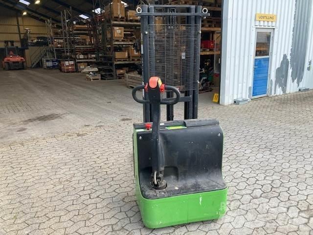  PRO LIFT 1500 Строительная техника - Другие