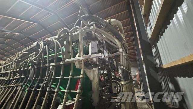 Samson SBX 2 24 Самоходные опрыскиватели