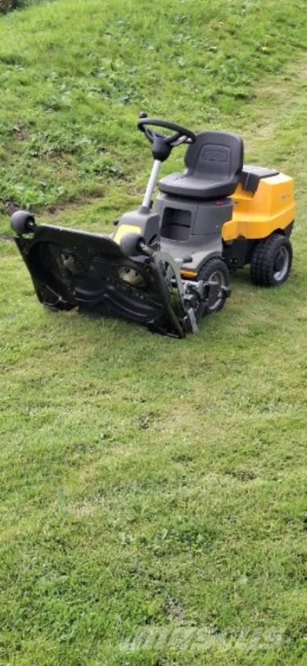 Stiga 320 Коммунальные тракторы