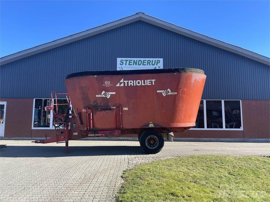 Trioliet 2400 L Кормовые вагоны