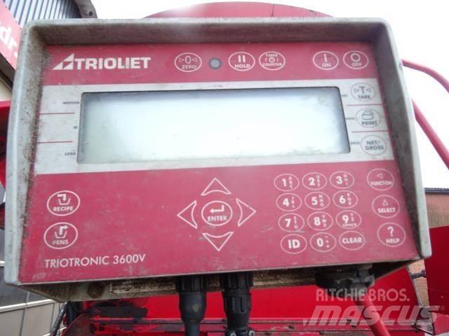 Trioliet 3000-3 Кормовые вагоны