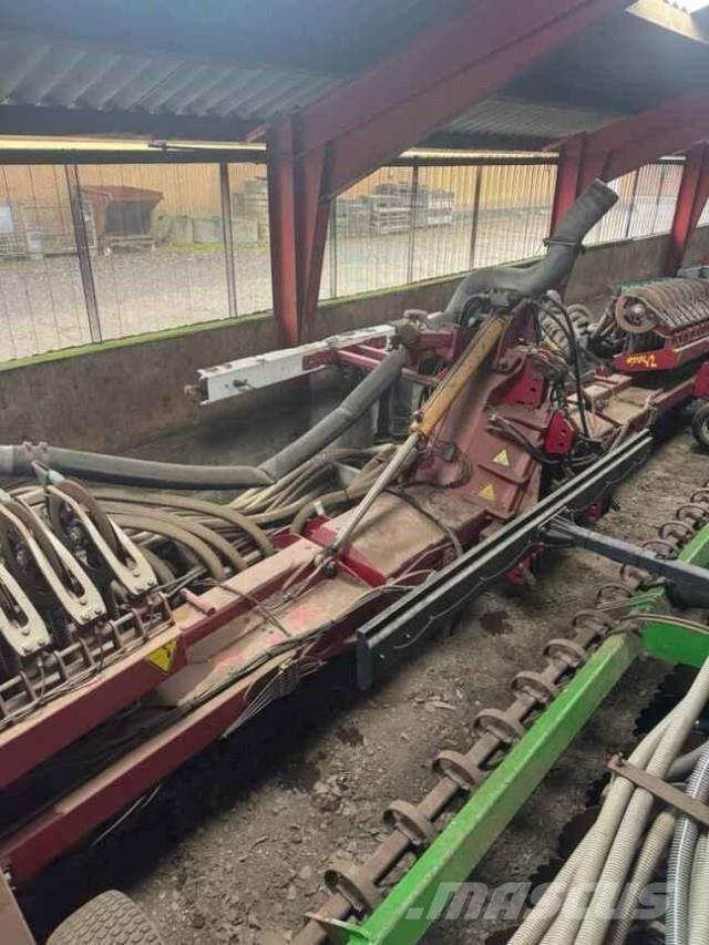 Vredo 12 Самоходные опрыскиватели