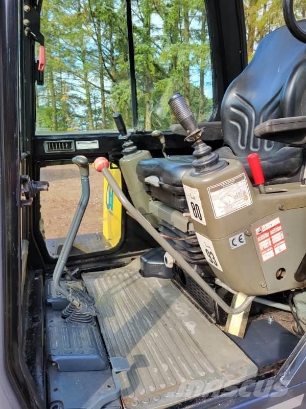 Yanmar B50 Мини-экскаваторы
