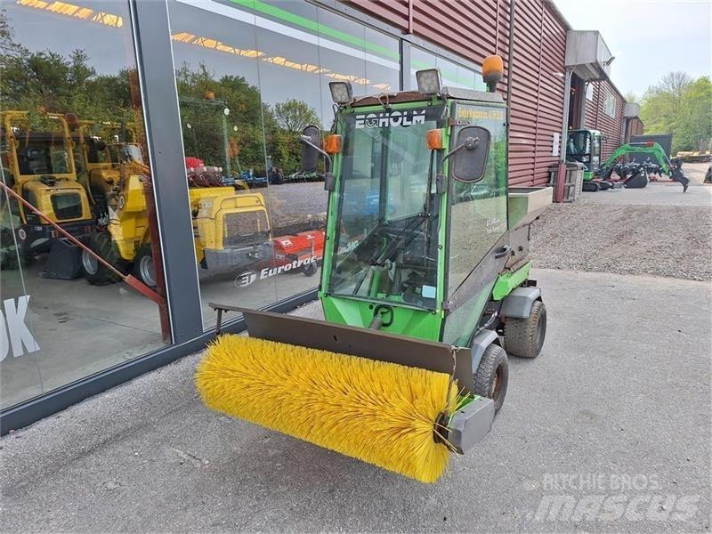 Egholm 2150 Коммунальные мини-погрузчики