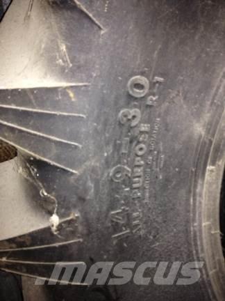  14.9x30 Шины и колёса