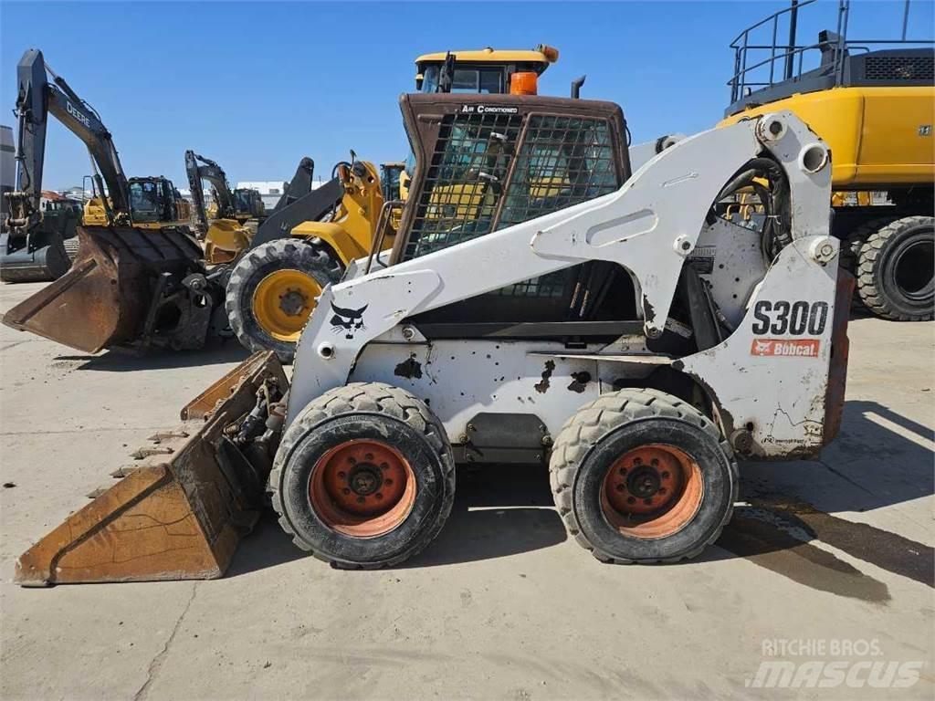 Bobcat S300 Мини-погрузчики