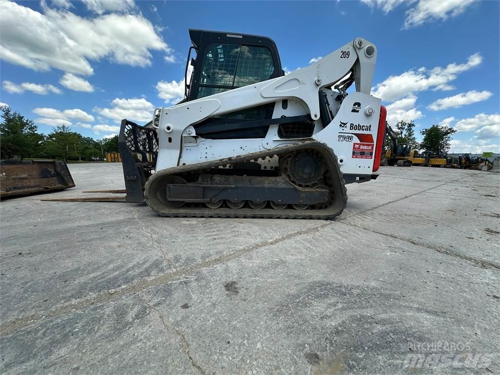 Bobcat T740 Малые погрузчики