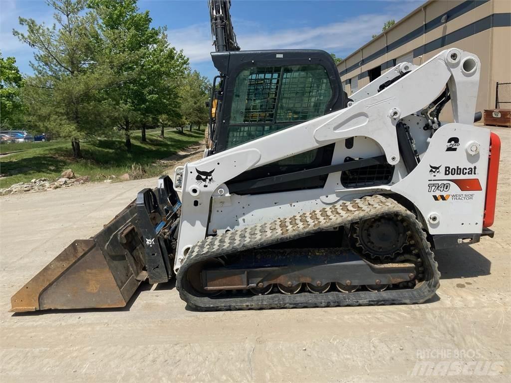 Bobcat T740 Малые погрузчики