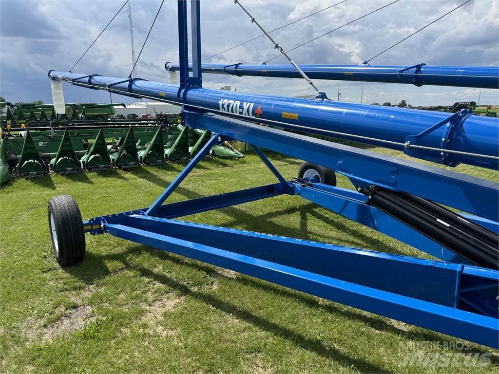 Brandt 1370XL Прицепы перегрузчики зерна