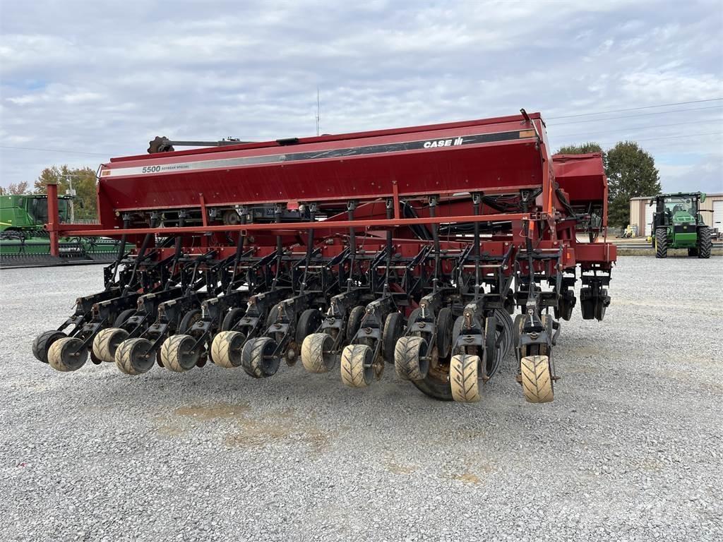 Case IH 5500 Сеялки