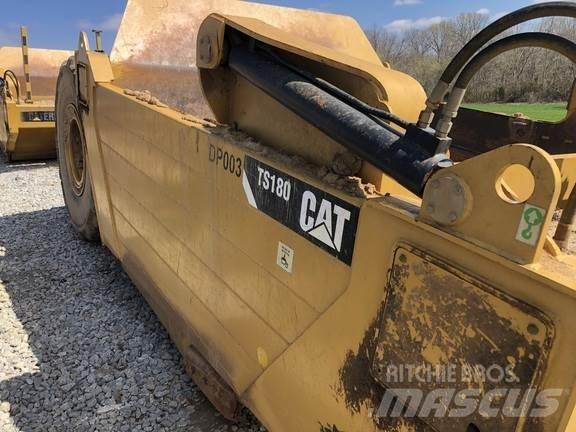 CAT TS180 Трактора