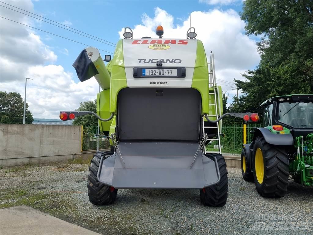 CLAAS 430 Tucano Зерноуборочные комбайны