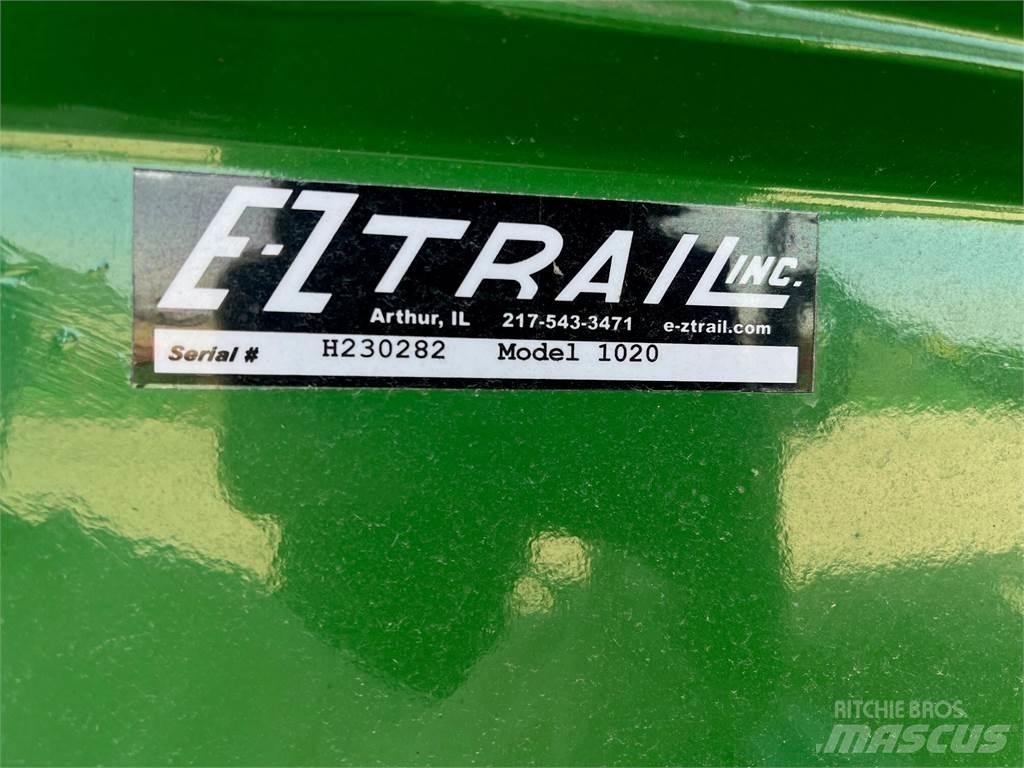 Ez-Flow 1020 Прицепы перегрузчики зерна