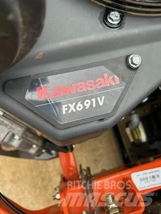 Husqvarna Z548 Zero turn косилки