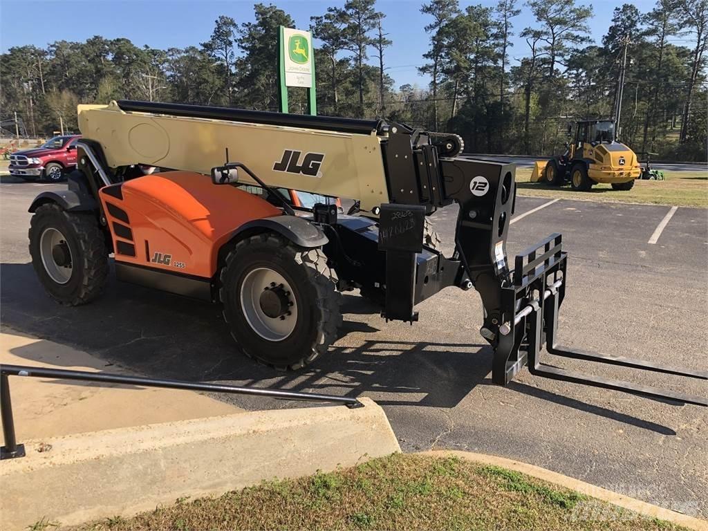 JLG 1255 Телескопические погрузчики