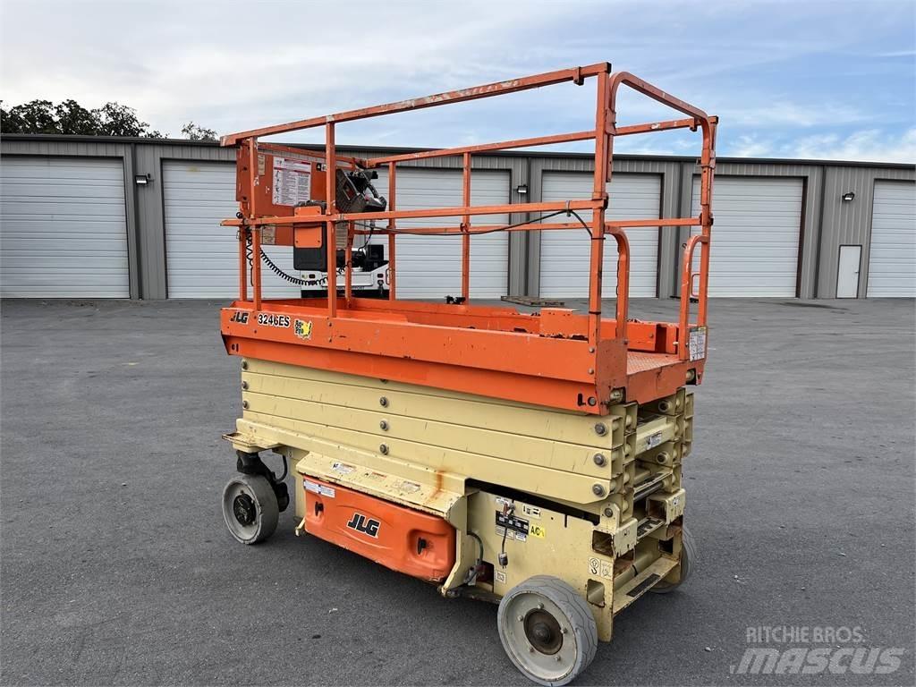 JLG 3246ES Другие грузоподъемные машины
