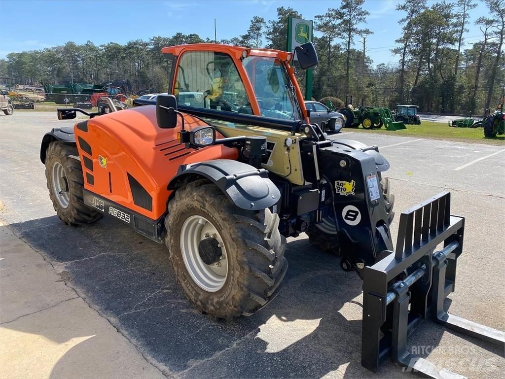 JLG 832 Телескопические погрузчики