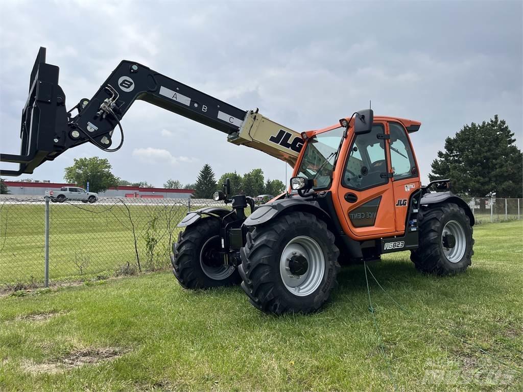 JLG AG823 Телескопические погрузчики