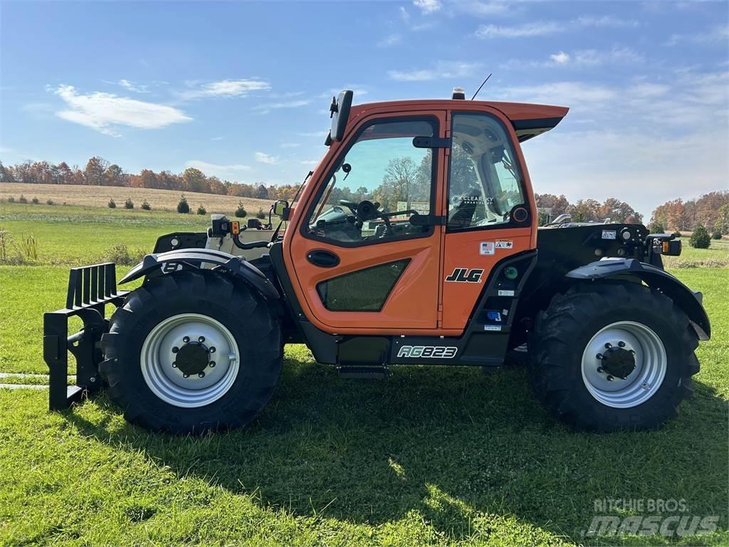 JLG AG823 Телескопические погрузчики