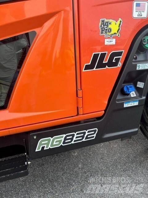 JLG AG832 Телескопические погрузчики