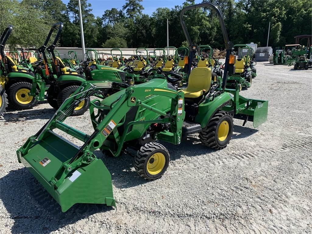 John Deere 1023E Коммунальные тракторы