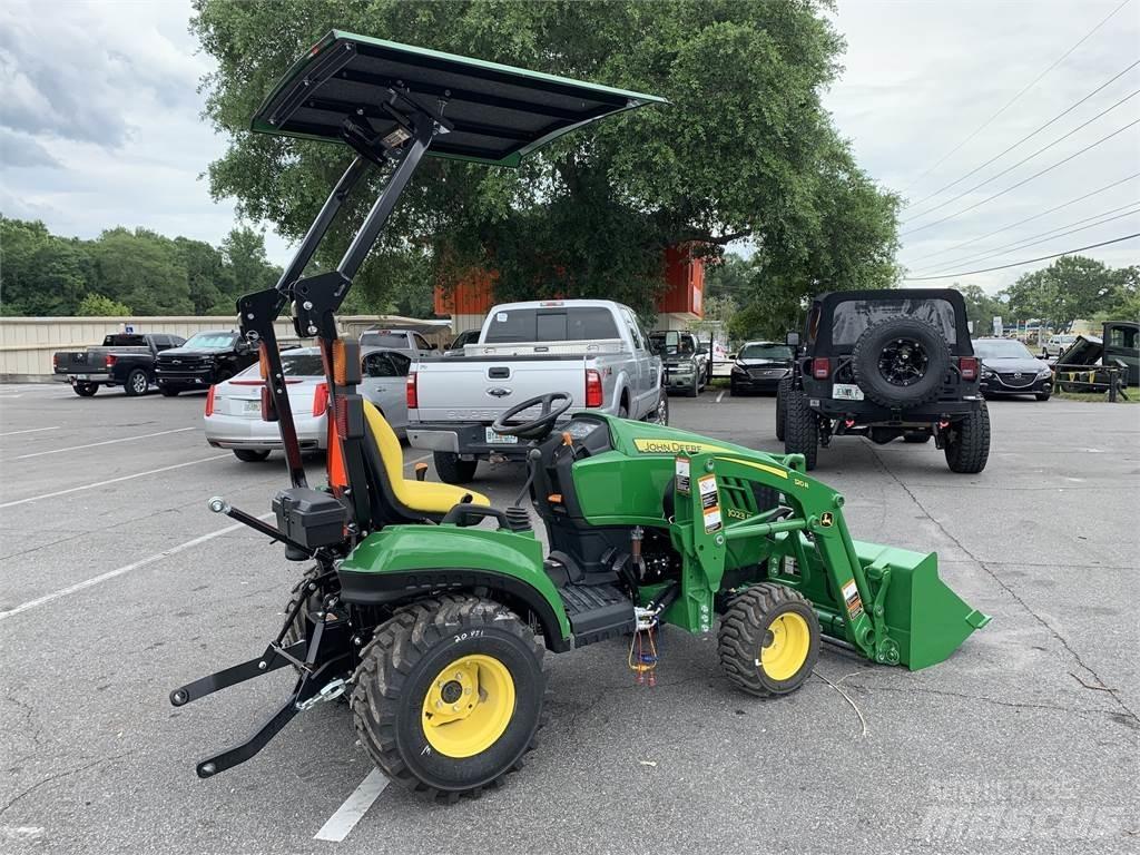 John Deere 1023E Коммунальные тракторы