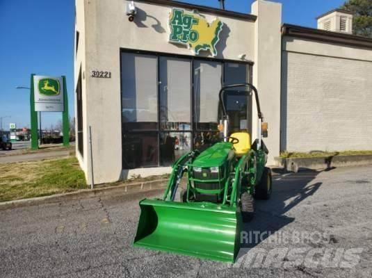 John Deere 1023E Коммунальные тракторы