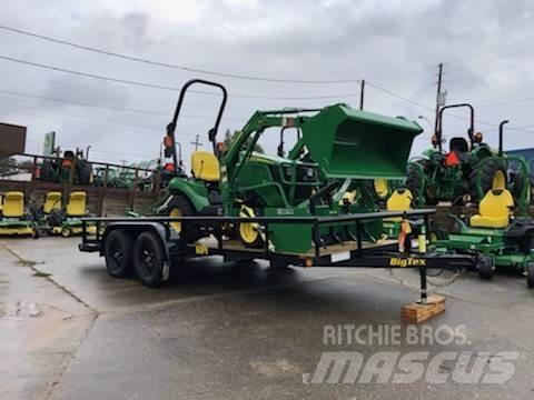 John Deere 1023E Коммунальные тракторы