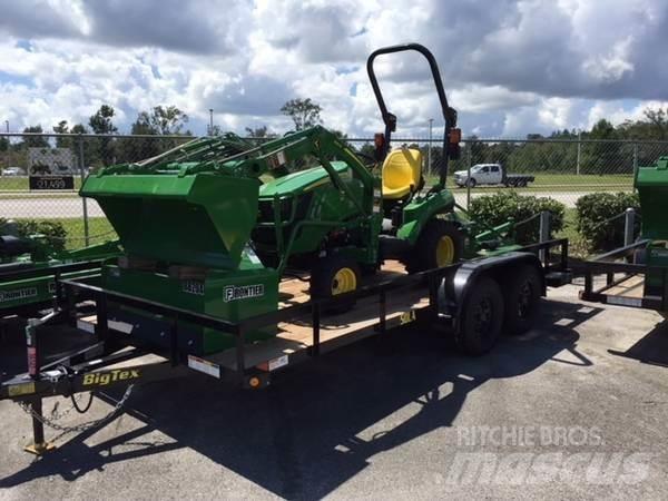 John Deere 1023E Коммунальные тракторы