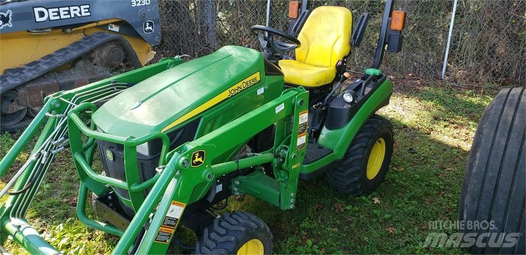 John Deere 1023E Коммунальные тракторы