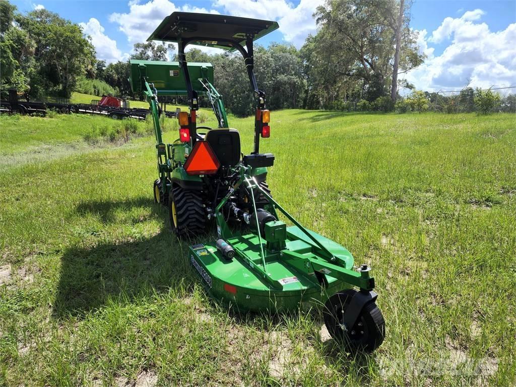 John Deere 1023E Коммунальные тракторы
