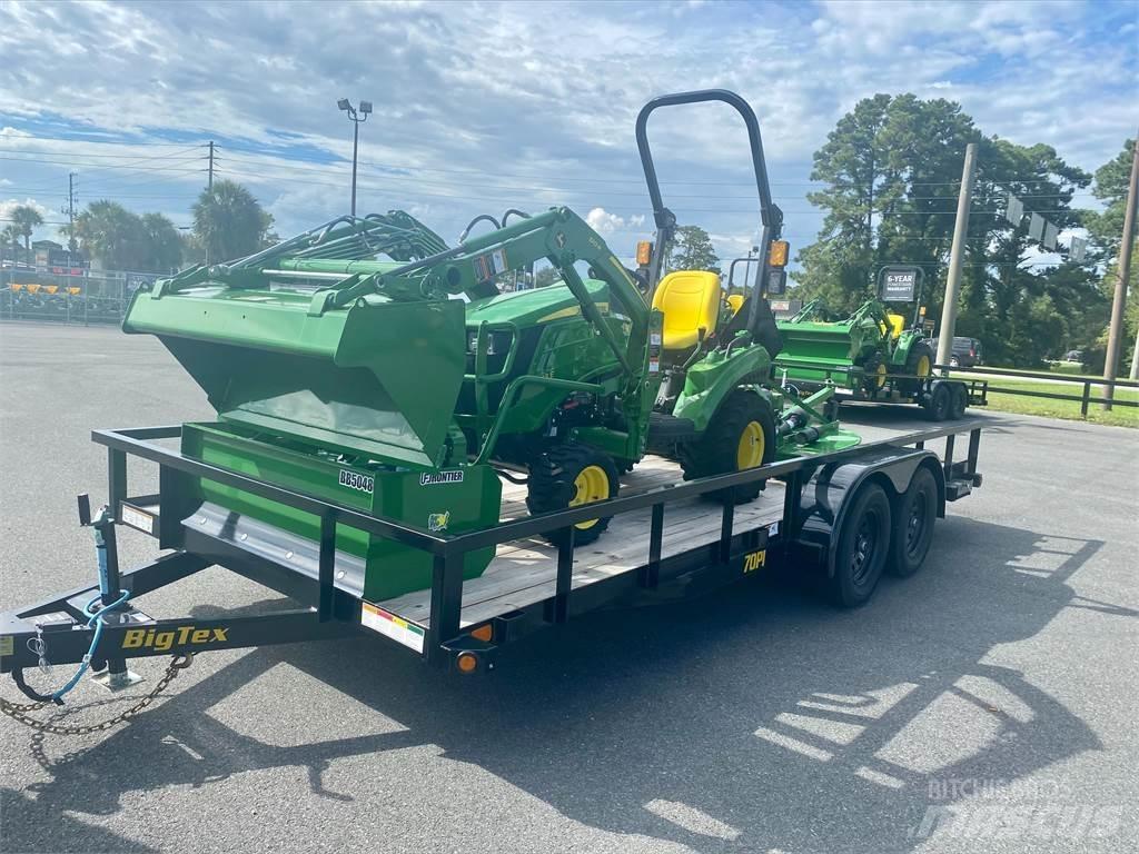 John Deere 1023E Коммунальные тракторы